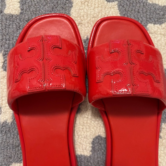 Tory Burch Women's Red Slide Sandals - Picture 2 of 3